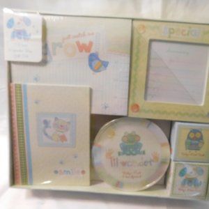 CR Gibson Baby Keepsake Box Gift Set 7 Pieces NEW